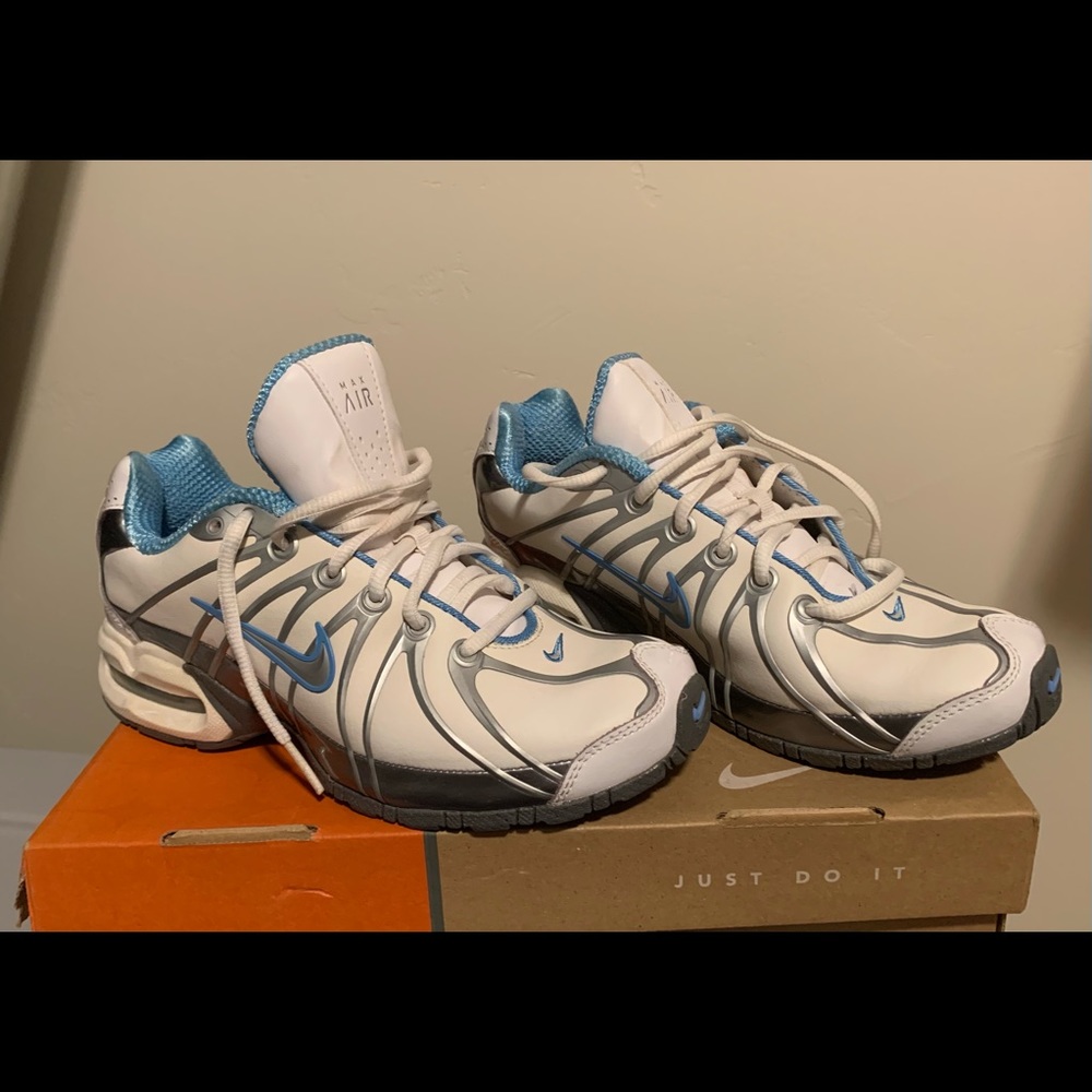 Nike running shoes women’s size 7